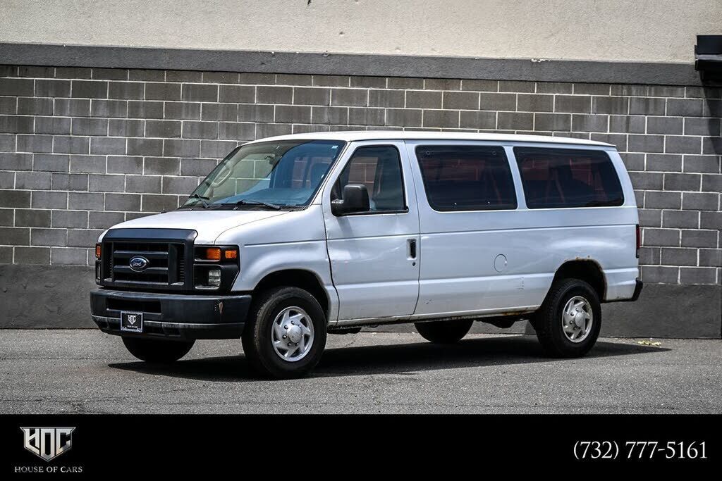 2010 FORD E-250