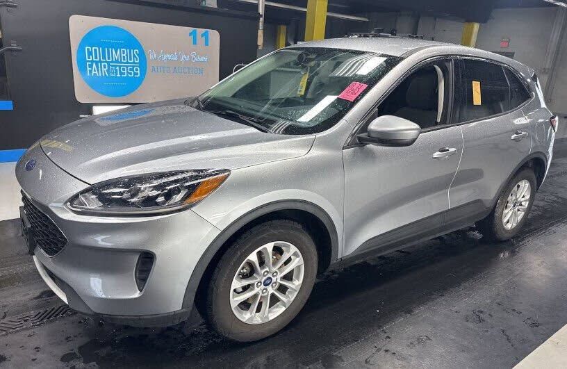 2021 FORD Escape