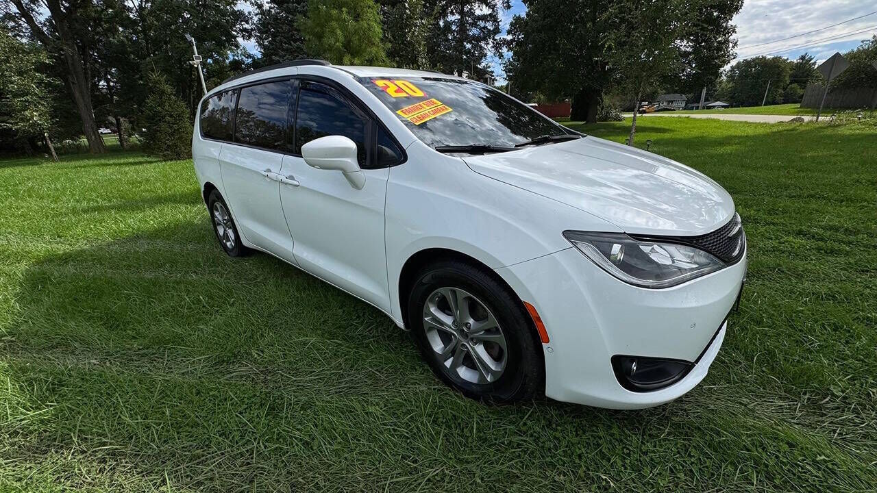 2020 CHRYSLER Pacifica
