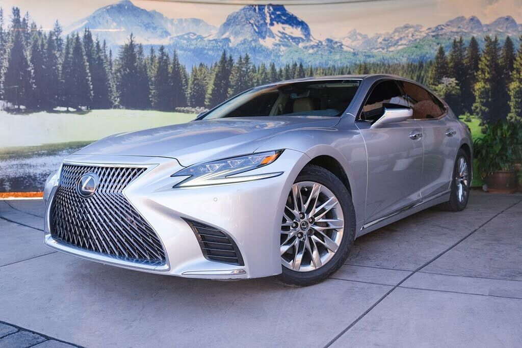 2018 LEXUS LS