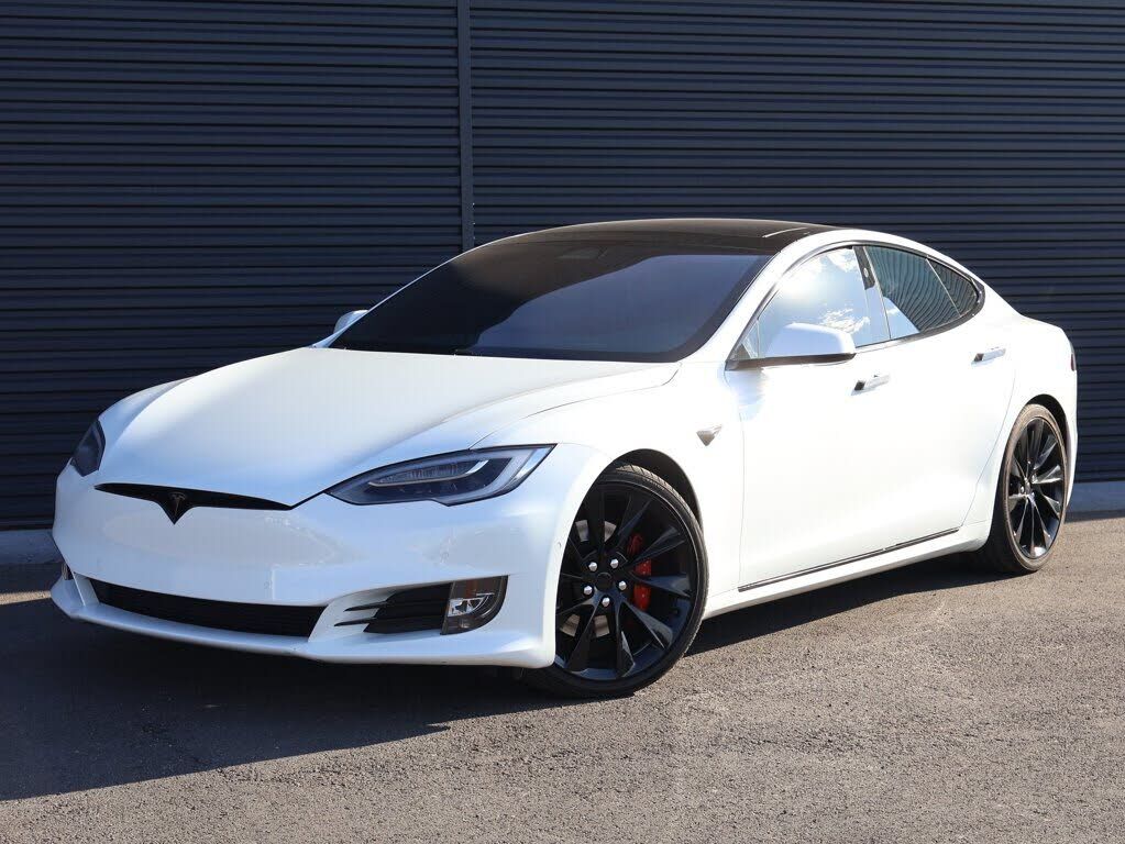 2018 TESLA Model S