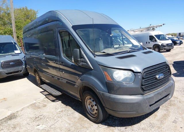 2019 FORD Transit