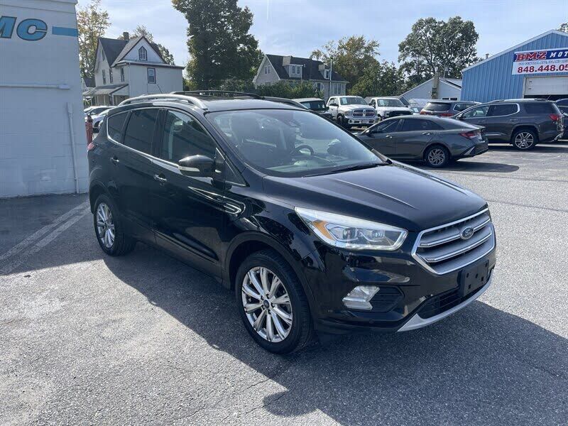 2017 FORD Escape