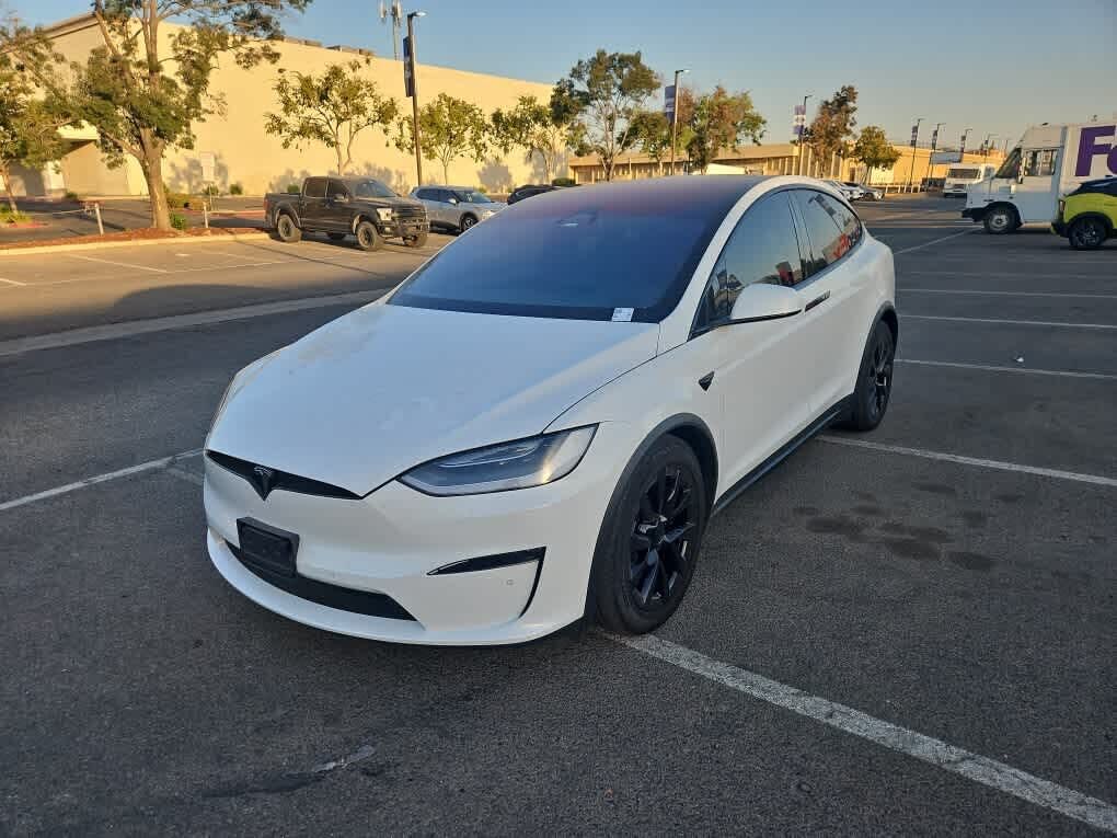 2023 TESLA Model X
