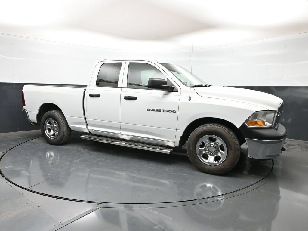 2011 DODGE Ram