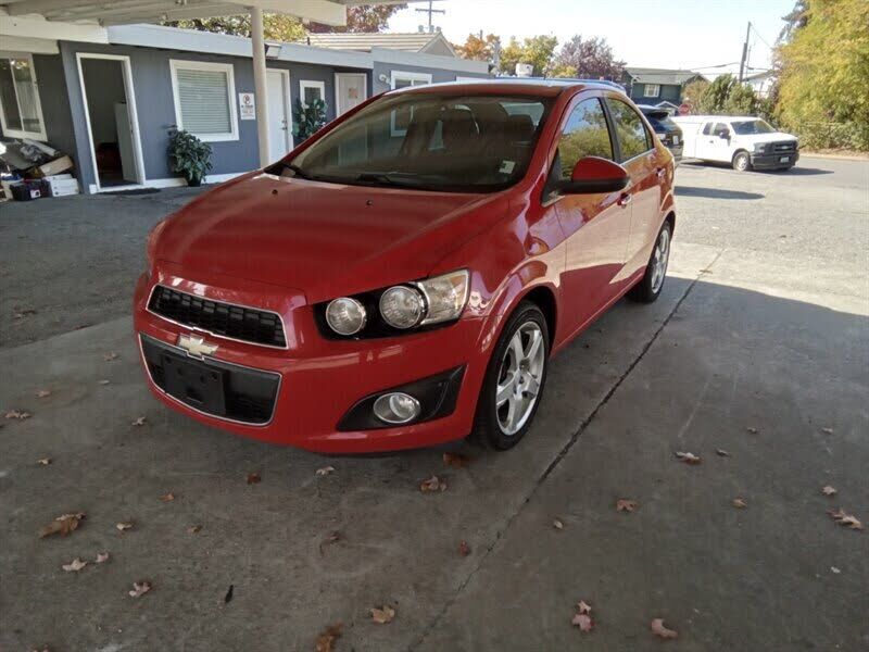 2015 CHEVROLET Sonic