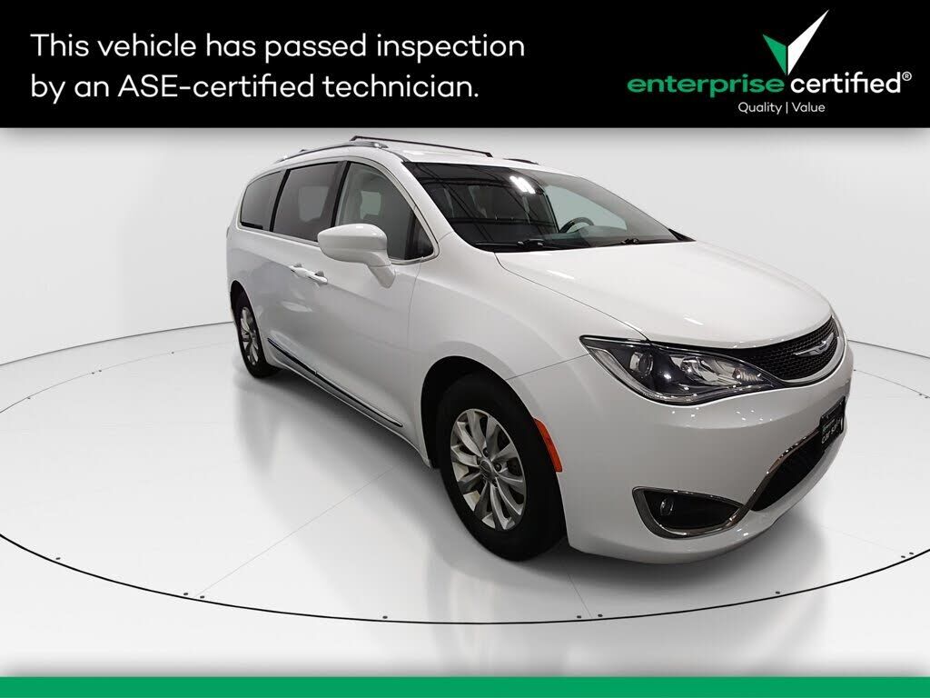 2019 CHRYSLER Pacifica