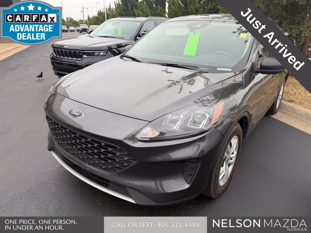 2020 FORD Escape