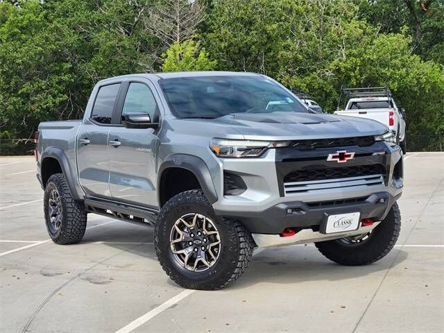 2024 CHEVROLET Silverado