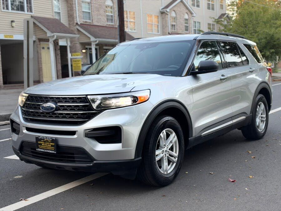 2020 FORD Explorer