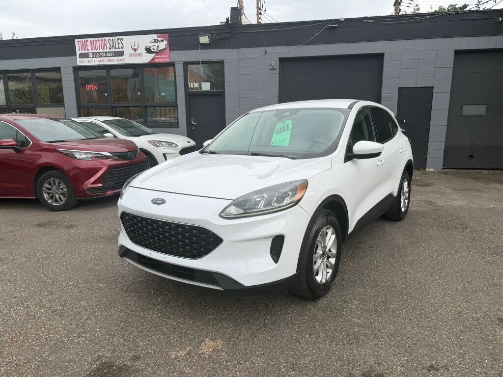 2020 FORD Escape