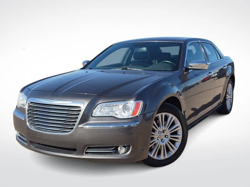 2013 CHRYSLER 300