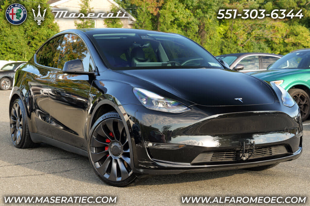 2022 TESLA Model Y