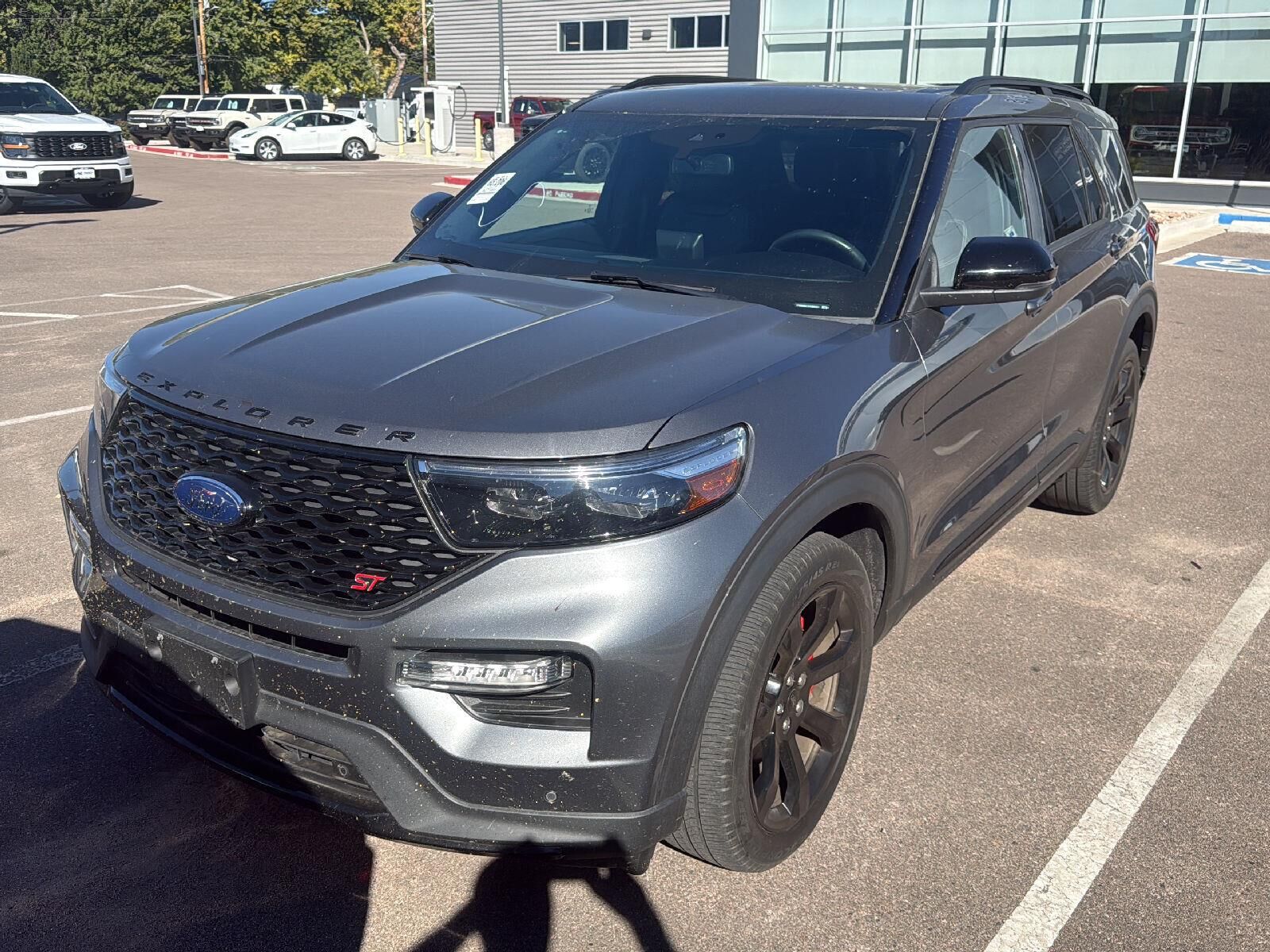 2023 FORD Explorer