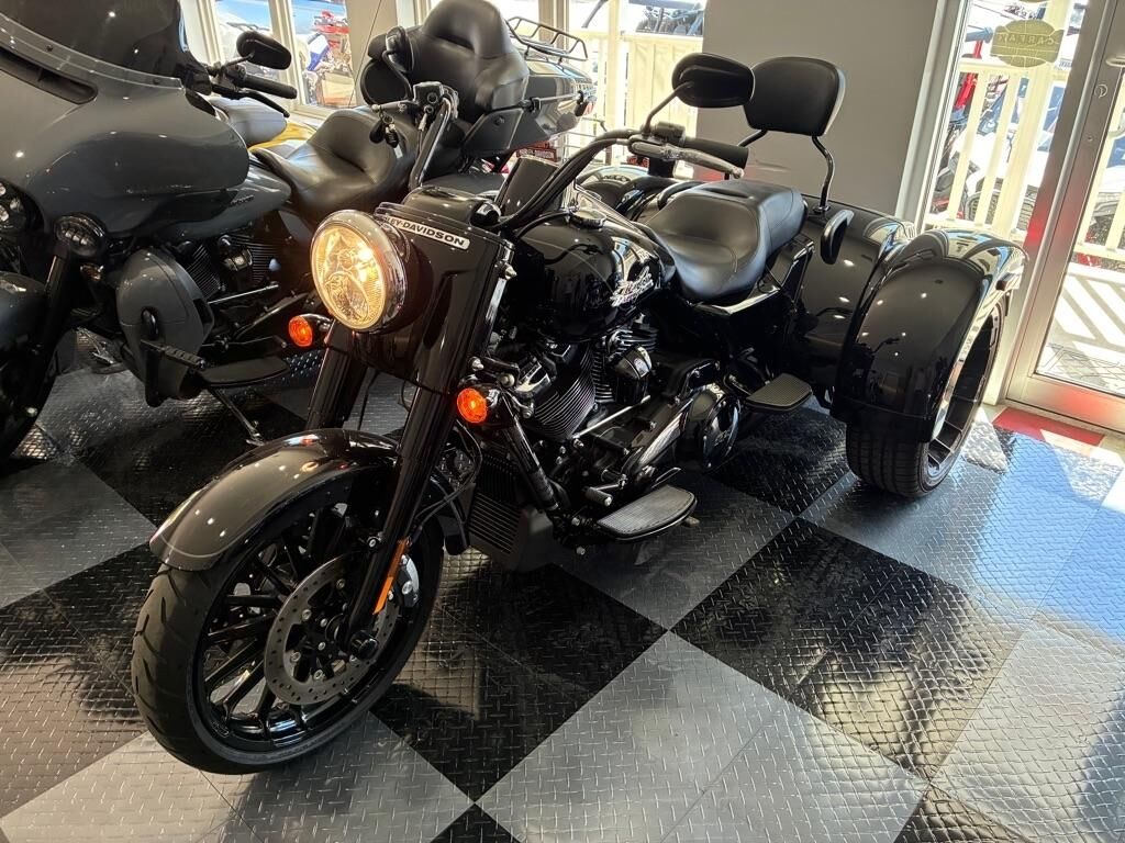 2024 HARLEY DAVIDSON FLRT / Freewheeler