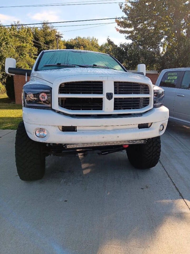 2008 DODGE Ram