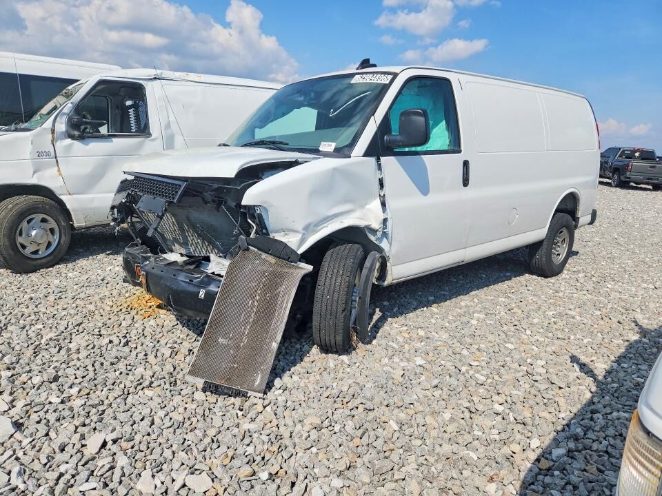 2025 CHEVROLET Express