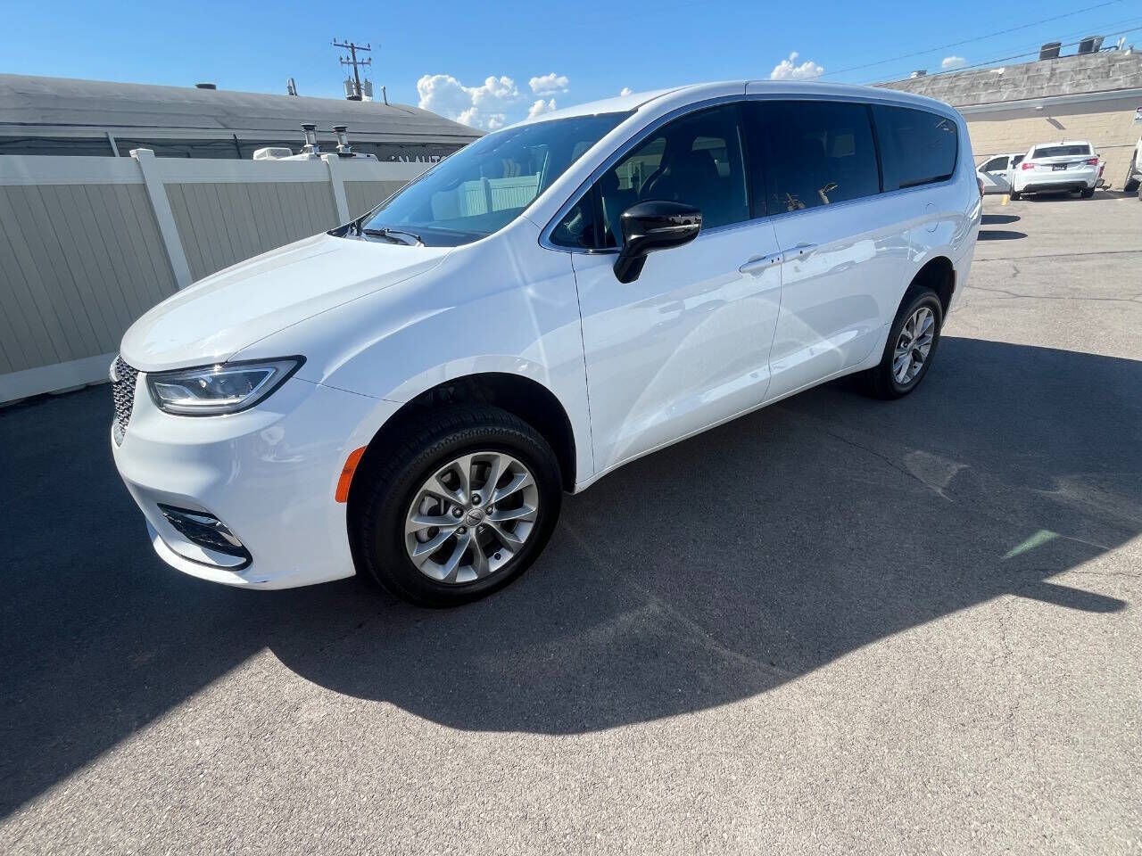 2025 CHRYSLER Pacifica