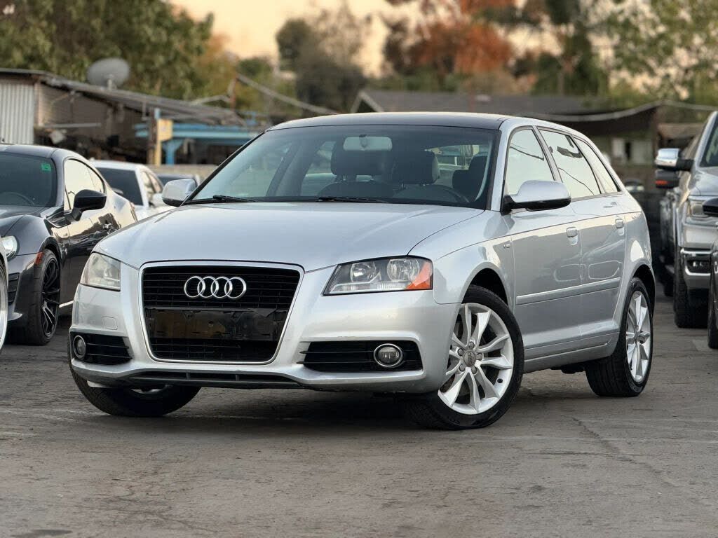 2012 AUDI A3