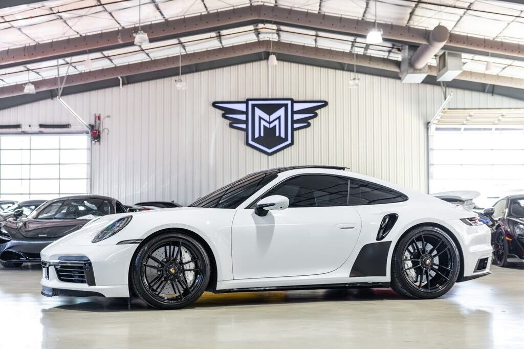 2022 PORSCHE 911