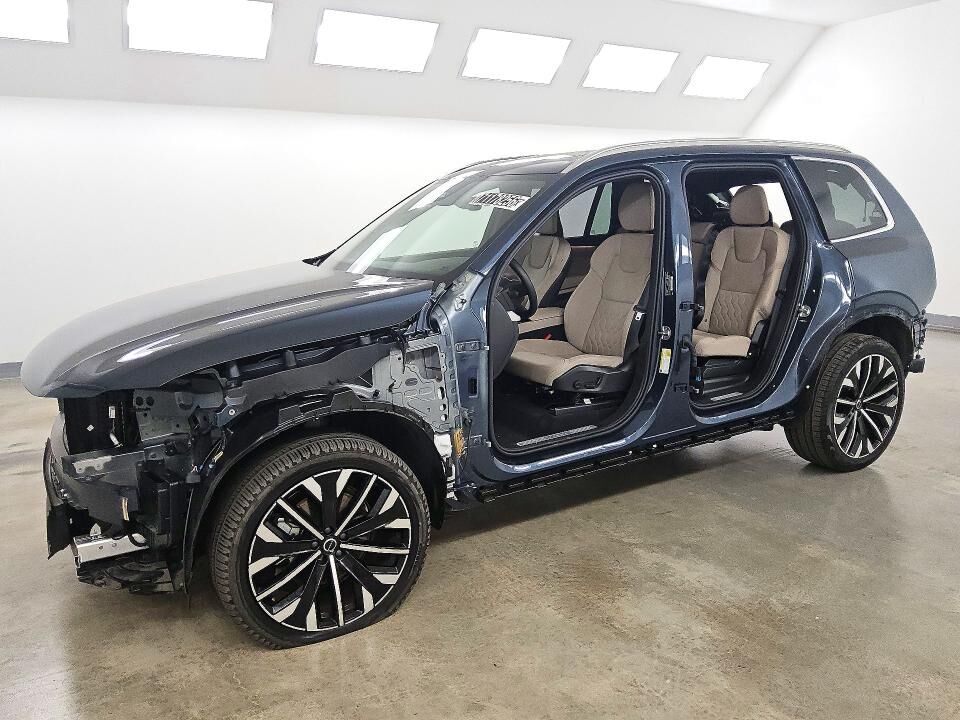 2025 VOLVO XC90