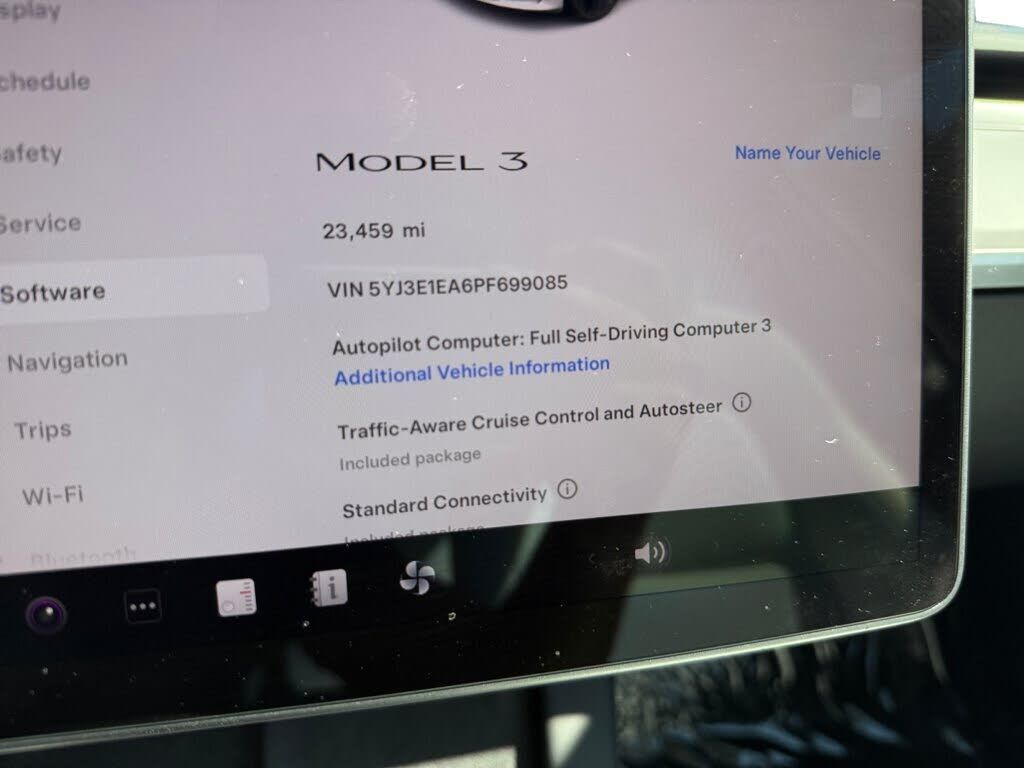 2023 TESLA Model 3