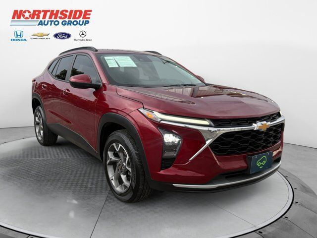 2025 CHEVROLET Trax