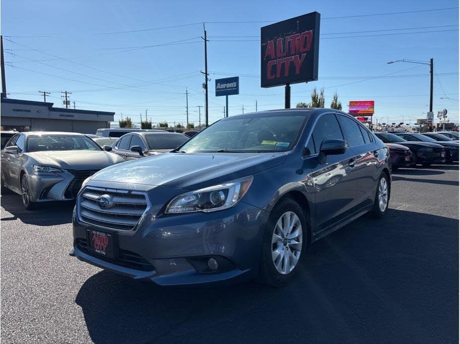 2017 SUBARU Legacy