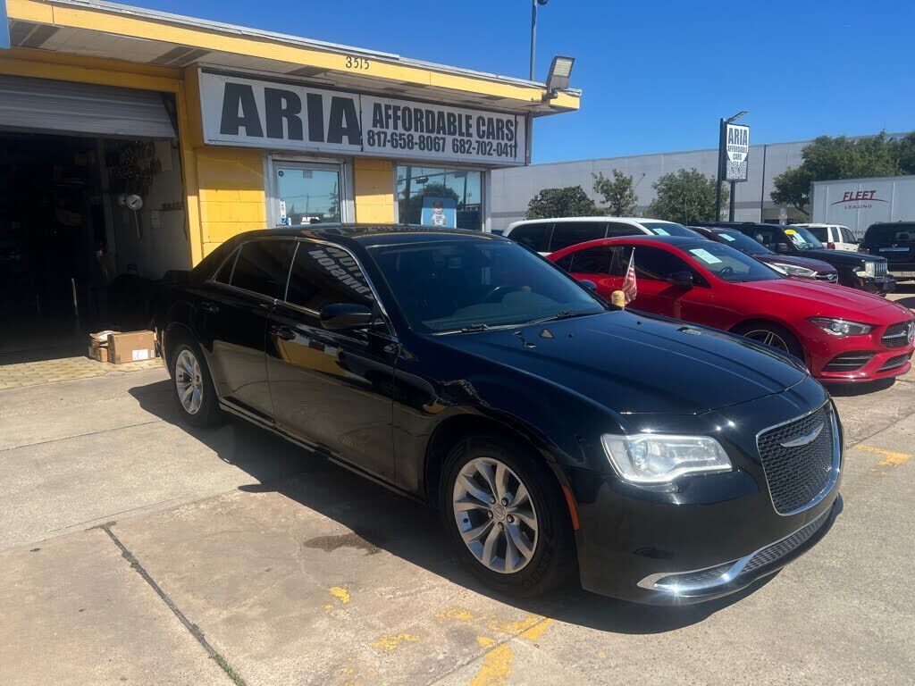 2018 CHRYSLER 300