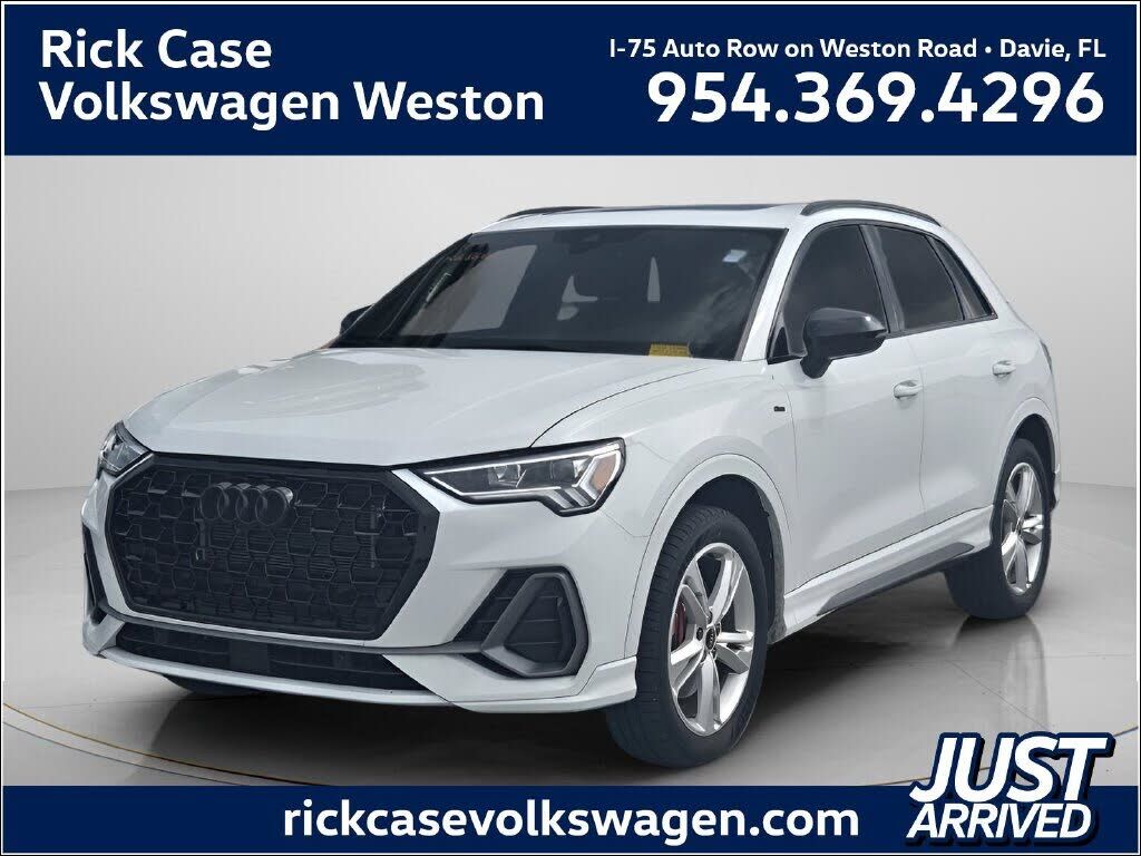 2022 AUDI Q3