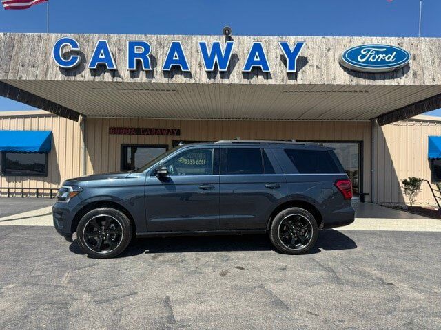 2023 FORD Expedition