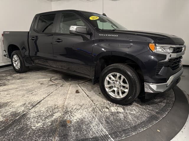 2024 CHEVROLET Silverado