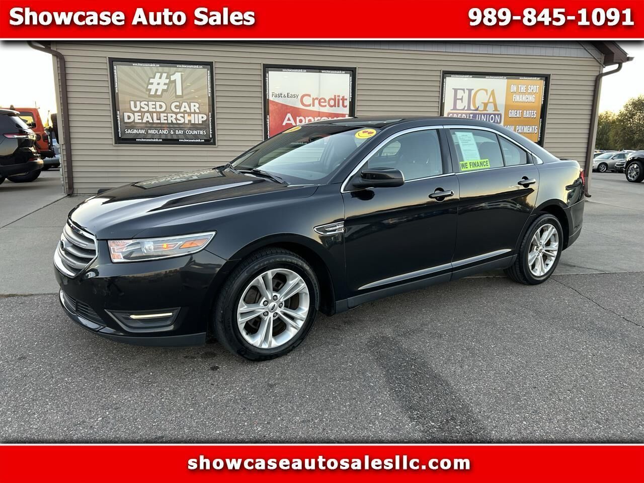 2013 FORD Taurus