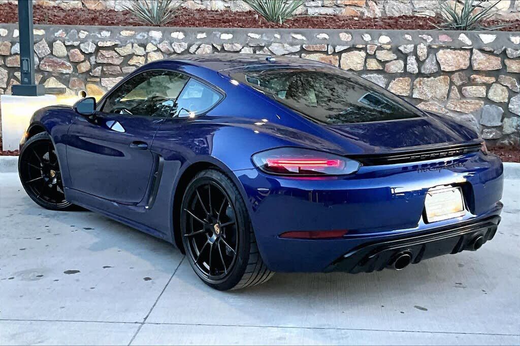 2024 PORSCHE 718