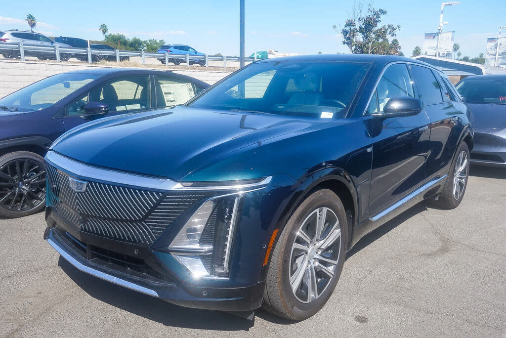 2024 CADILLAC Lyriq