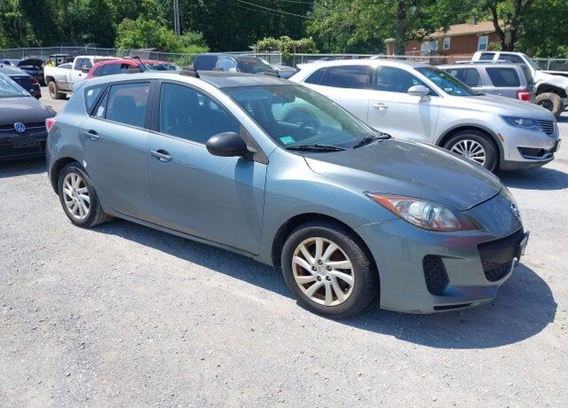 2012 MAZDA Mazda3