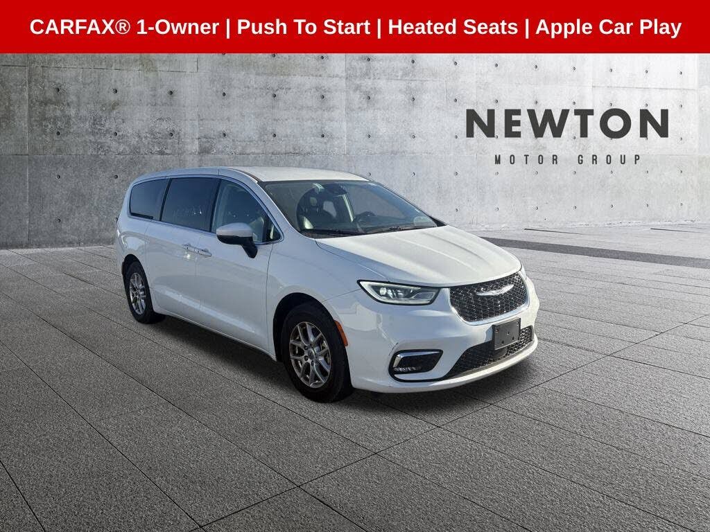2023 CHRYSLER Pacifica