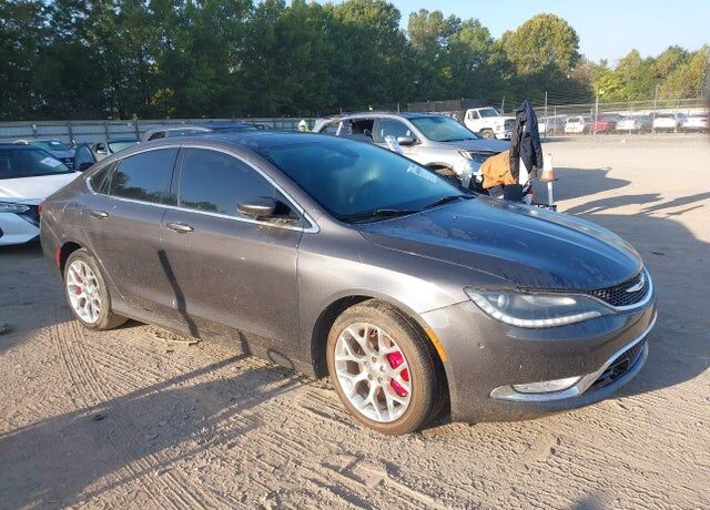 2016 CHRYSLER 200