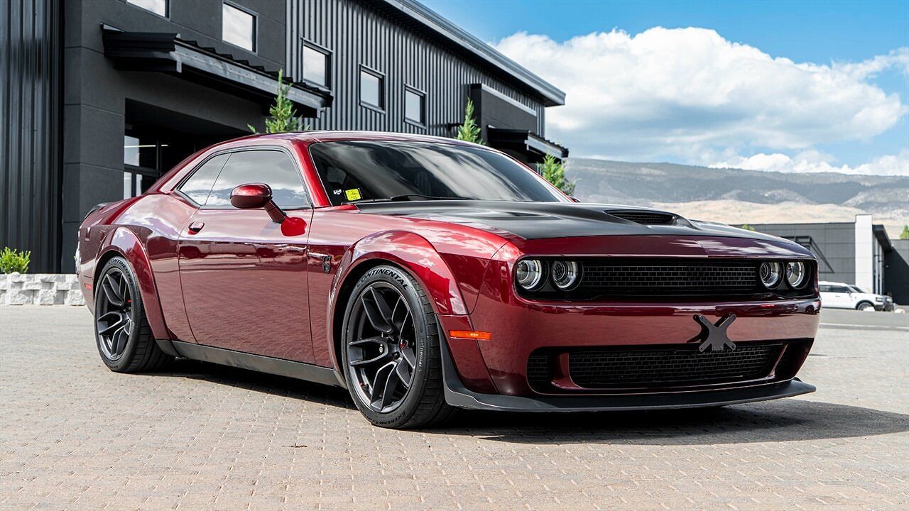2020 DODGE Challenger
