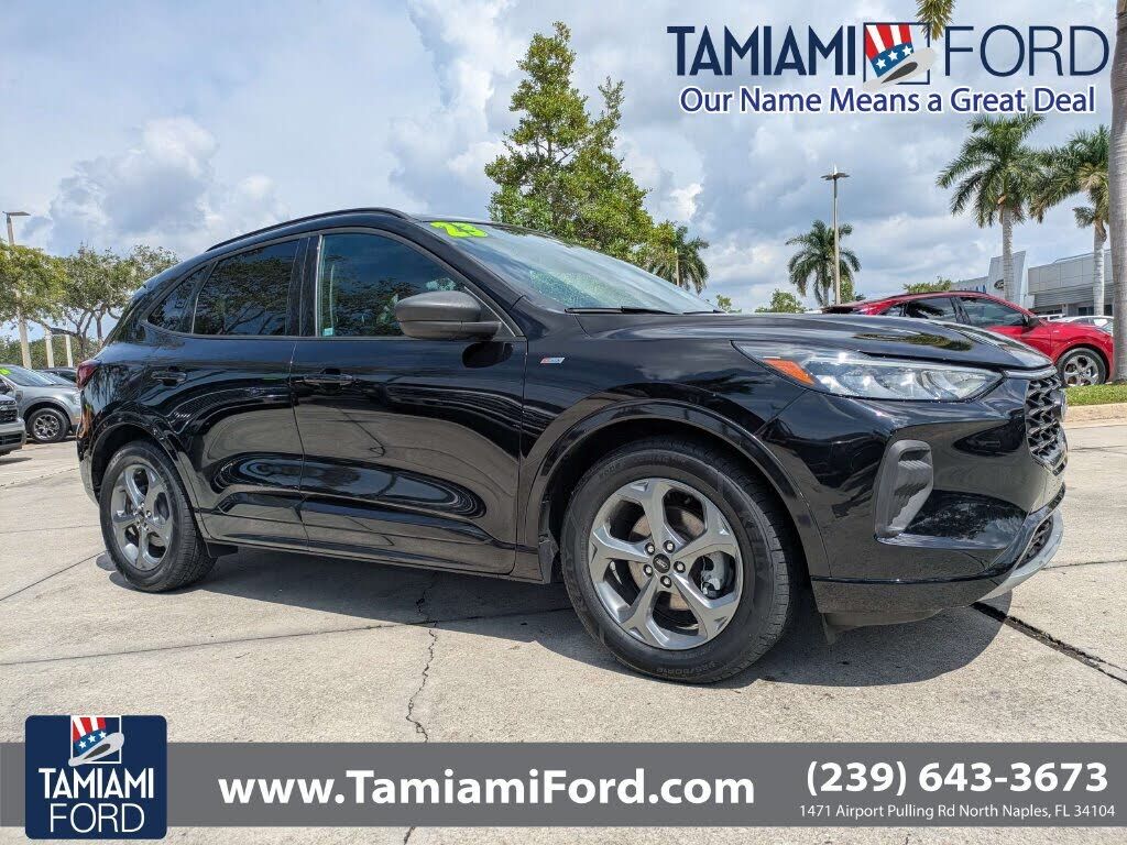 2023 FORD Escape