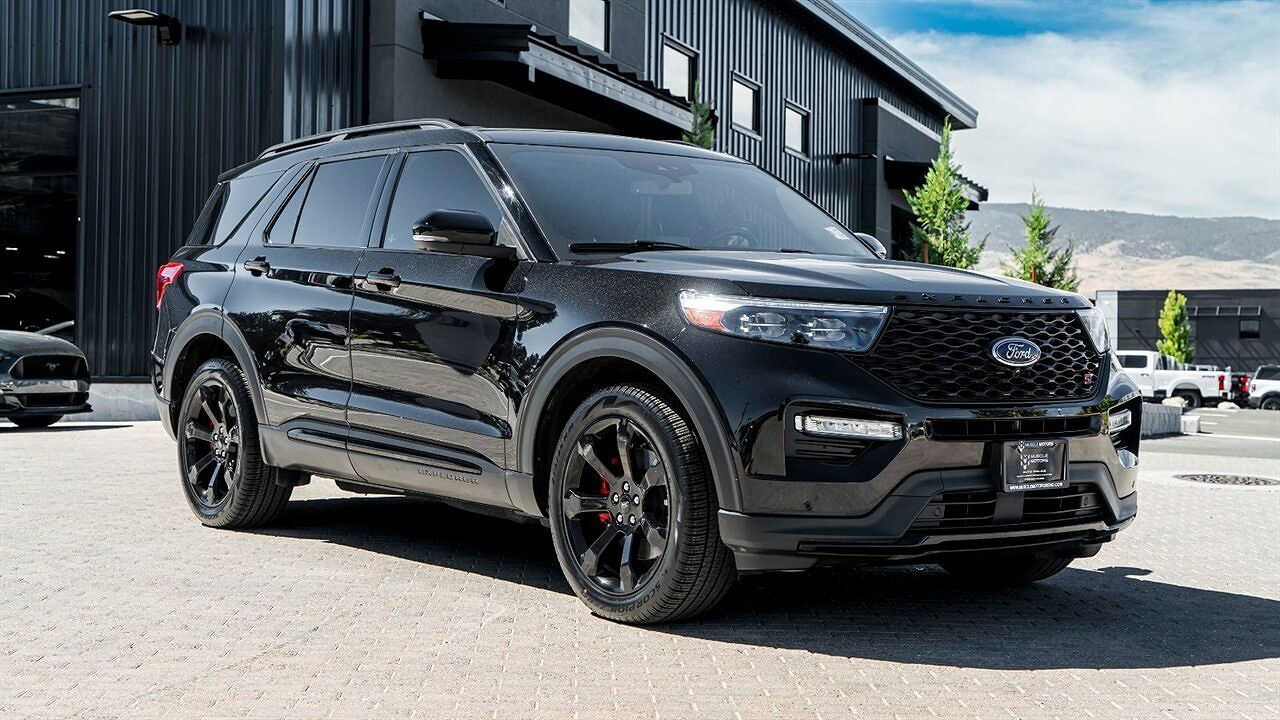 2023 FORD Explorer