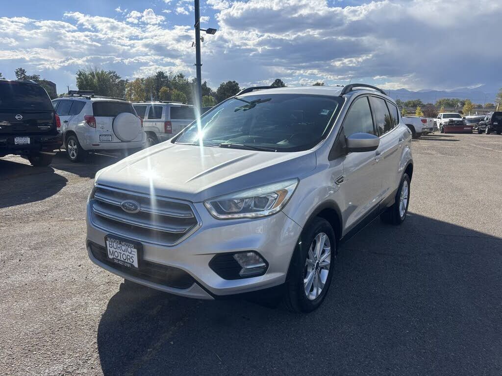 2017 FORD Escape