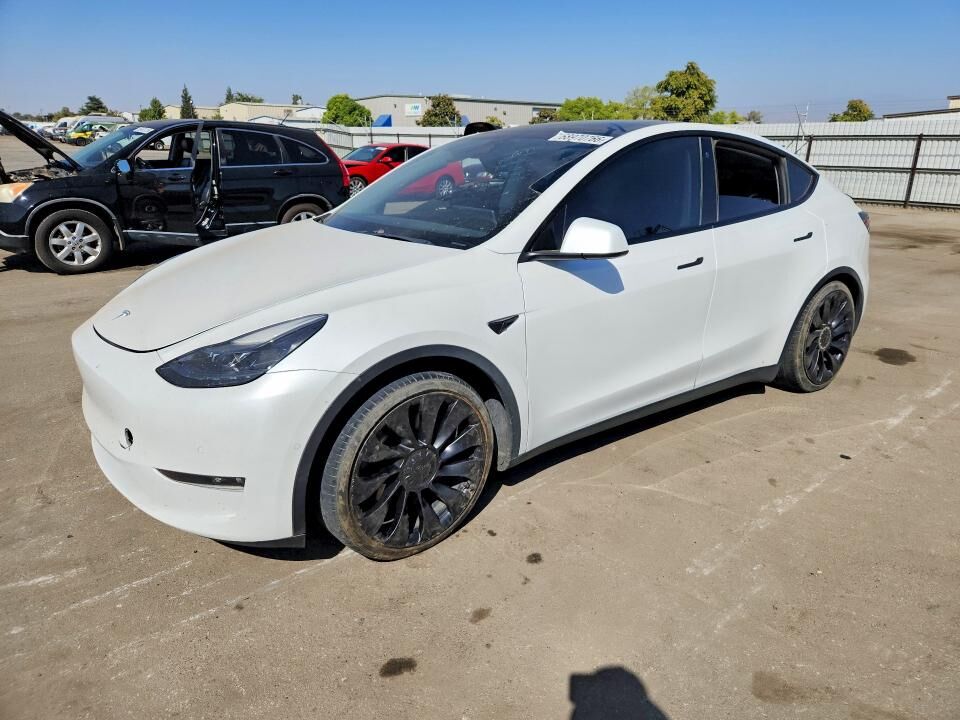 2022 TESLA Model Y