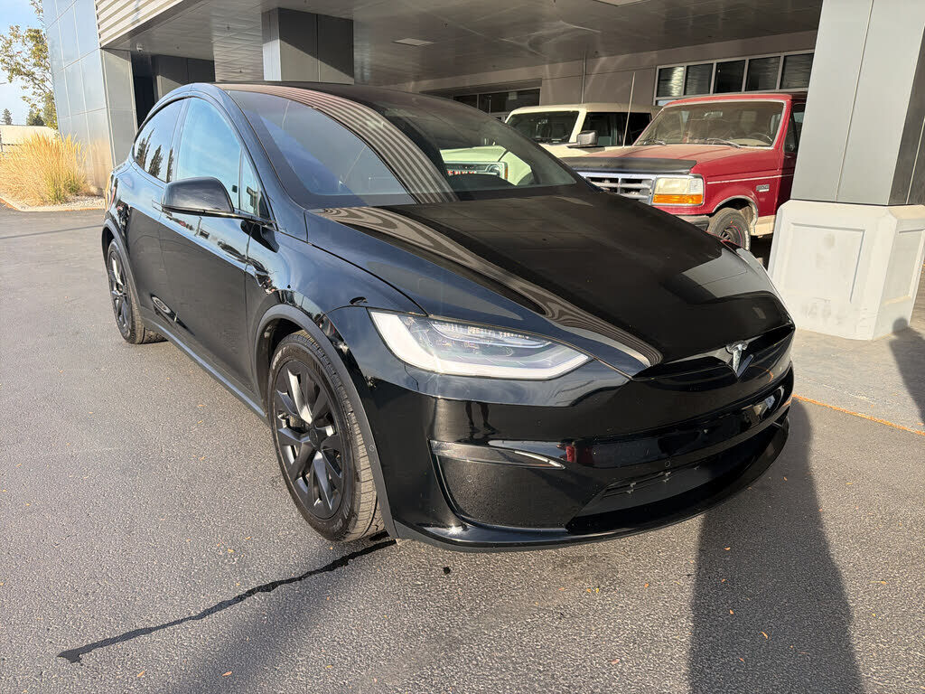 2022 TESLA Model X
