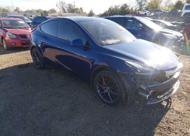 2021 TESLA Model Y