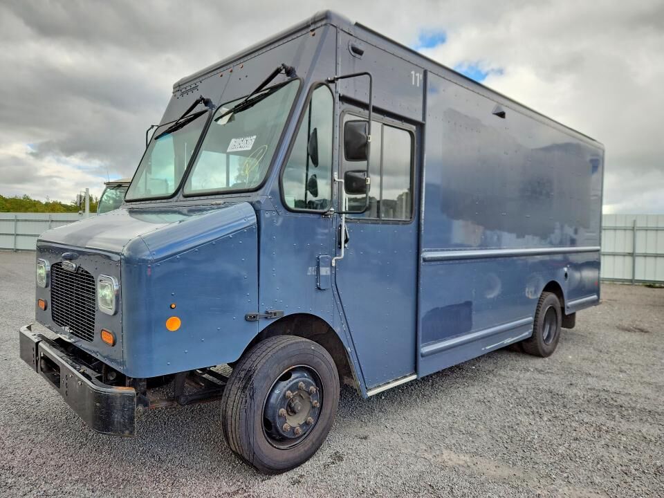 2021 FREIGHTLINER MT 45G Front Gasoline Engine Walk in Van Chassis