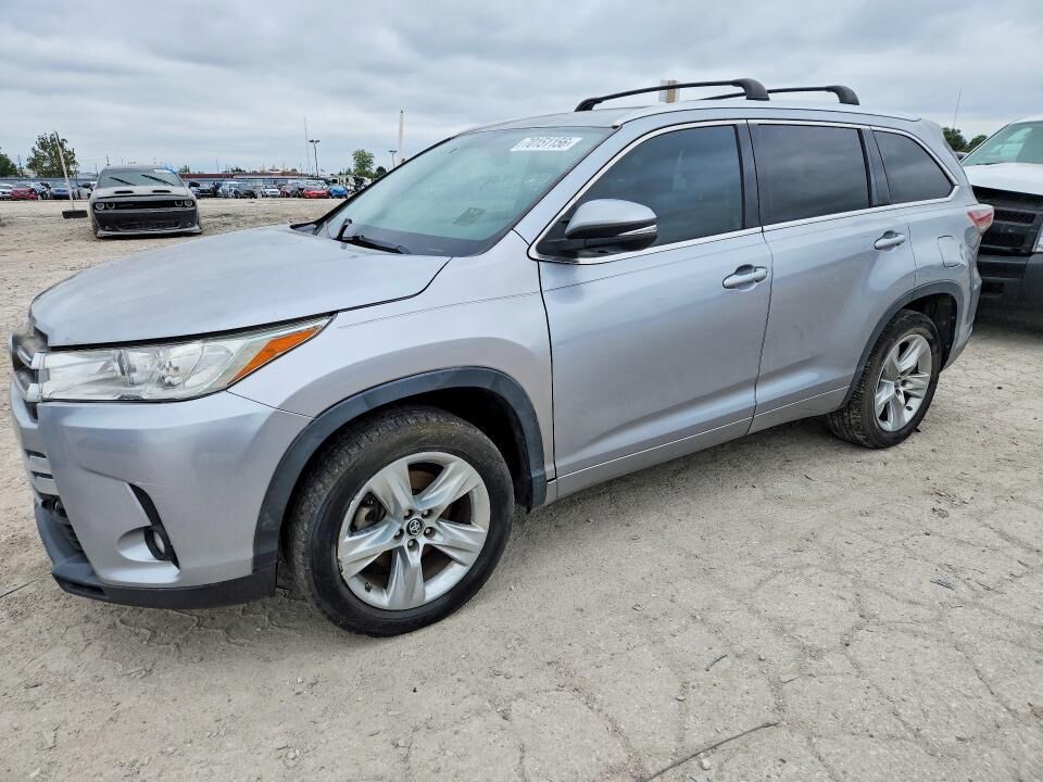 2016 TOYOTA Highlander