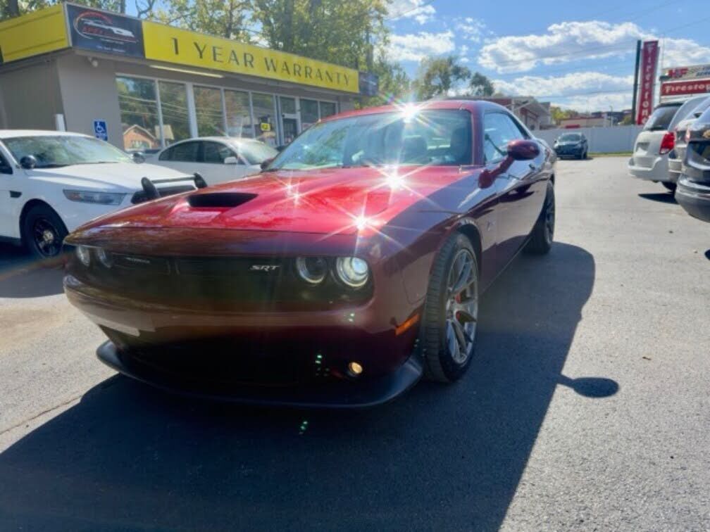 2017 DODGE Challenger