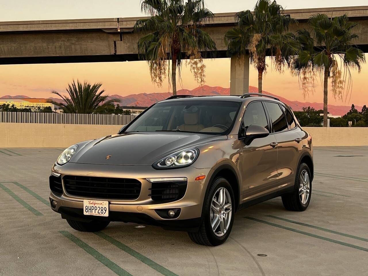 2015 PORSCHE Cayenne