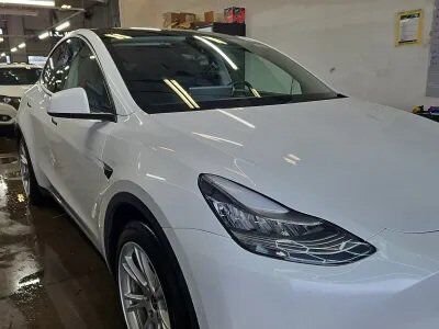 2020 TESLA Model Y